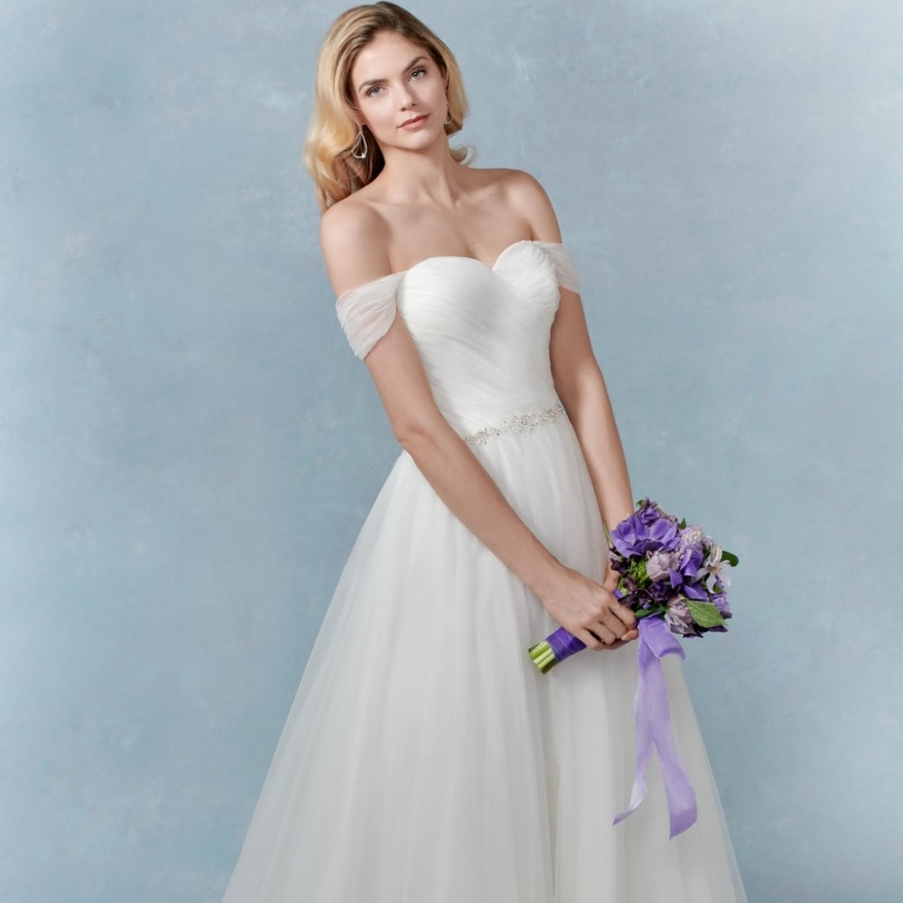Ella Rosa Gallery GA2339 Princess Wedding Dress Size 16